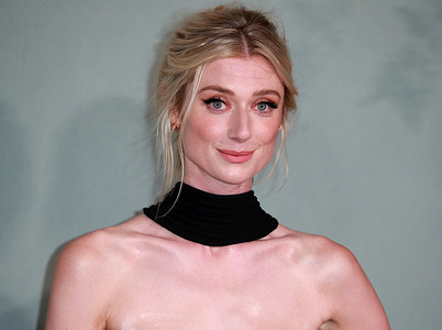 Elizabeth Debicki attends "The Crown" Season 5 World Premiere at Theatre Royal Drury Lane in London.
