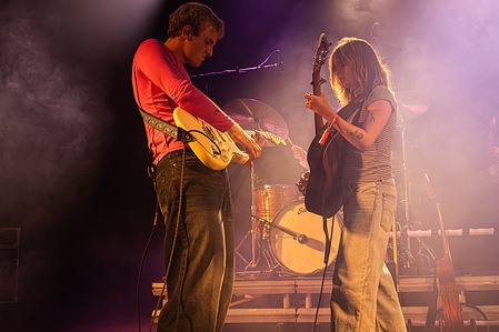 Carl Magnus Olsen (L) and Eva Katrina Berghamar (R) of the Danish band Kayak perform live on De Første Stråler stage at SYD for Solen 2025. SYD for Solen or South of the Sun takes place in Valbyparken. This will be the 4th edition of the festival.