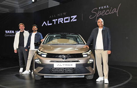 (L-R) Martin Uhlarik, Vice President and Head of Design, Vivek Srivatsa, Head Marketing, Tata Passenger Electric Mobility (C) and Shailesh Chandra, Managing Director, Tata Passenger Vehicles Limited and Tata Passenger Electric Mobility Limited pose for a photo during the launch event of the 2025 Tata Altroz Facelift. Tata Altroz Facelift will be available in colours like Pristine White, Pure Grey, Royal Blue, Ember Glow, and Dune Glow with an introductory price of around US$ 8000 (ex-showroom). Official bookings for the 2025 Altroz Facelift are set to commence from June 2, 2025.