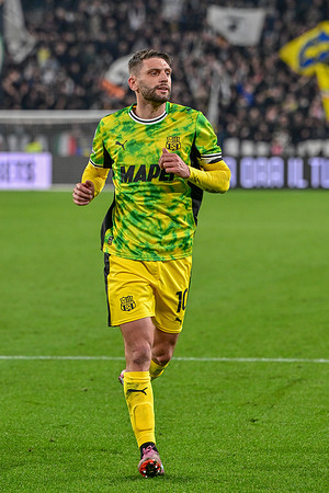 Domenico Berardi of Sassuolo seen in action during the Serie A 2025/26 football match between Juventus and Sassuolo at Allianz Juventus Stadium. Final score; Juventus 1 : 1 Sassuolo.