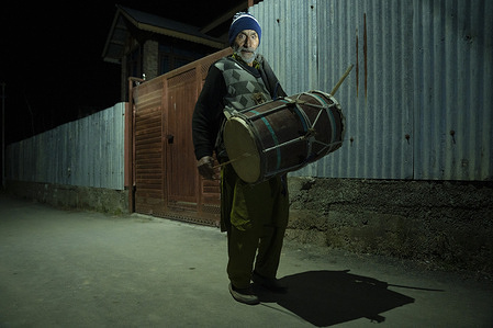 A Ramadan drummer, locally known as a “Sahar Khawan”, beats his drum as he walks through dark alleys to wake residents for sehri, the pre dawn meal before the start of the day’s fast, during the holy month of Ramadan in Srinagar. The centuries old tradition continues in parts of Indian administered Kashmir, where drummers move through neighbourhoods before dawn, though many residents say the practice is fading with the use of mobile phone alarms and changing urban life. Ramadan is the ninth month of the Islamic lunar calendar, during which Muslims worldwide fast from dawn to sunset, refraining from food, drink and marital intimacy as a form of spiritual reflection, prayer and charity. Muslims believe the Quran was first revealed to the Prophet Muhammad during this month.