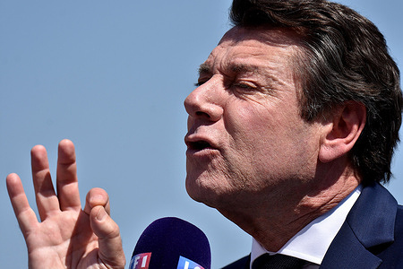 The Mayor of Nice Christian Estrosi seen during Emmanuel Macron's political meeting. French President Emmanuel Macron candidate for the presidential election of the "La Republique En Marche" (LREM) had a public meeting in Marseille. The second round of the French presidential election is due to take place on April 24.