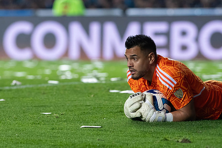 Goalkeeper Sergio Romero of Boca Juniors in action during a second leg quarter final match between Racing Club and Boca Juniors as part of Copa CONMEBOL Libertadores 2023 at Presidente Peron Stadium. Boca Juniors beat Racing 4-1 in penalties to qualify for the Copa Libertadores semi-final.