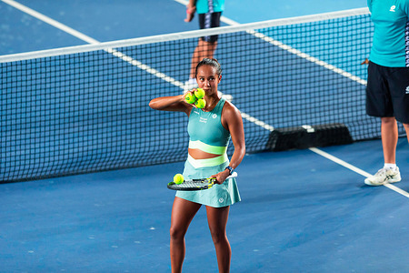 Leylah Fernandez of Canada seen in action during the Singles Main Draw 1st round against Victoria Azarenka of Belarus on day four of Prudential Hong Kong Tennis Open 2023 in Hong Kong Victoria Park Tennis Stadium. Victoria Azarenka retired from the match due to a medical issue. Fernandez took a 2-6, 6-3 win.