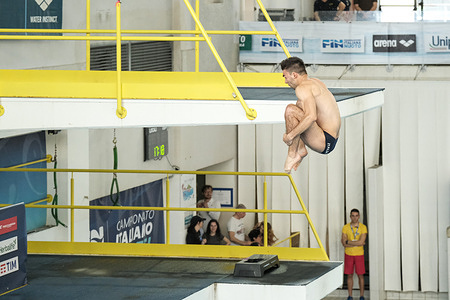 Eduard Timbretti Gugiu of Centro Sportivo Esercito seen in action during the Men's 3m Springboard Finals at the Italian Indoor Diving Championships at the Stadio Monumentale.