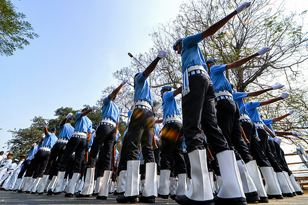Army Contingent practice during the Final Dress Rehearsal for Republic Day. India commemorates Republic Day on 26th January annually. To ensure a flawless event on this significant day, the Indian Army, Central Industrial Security Force, Kolkata Police, Civil Defence, Kolkata Traffic Police, Indian Navy, and National Cadet Corps participated in the Final Day Dress Rehearsal at Red Road in Kolkata.