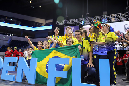 FIRST LEGO League OPEN champions from Brazil seen celebrating their team victory in the Antel Arena stage.

For the first time, Uruguay hosted the FIRST LEGO League OPEN 2019 at the Antel Arena stadium in Montevideo.
In this robotics contest, 700 students from 25 countries participated: Germany, Argentina, Australia, Bolivia, Brazil, Chile, Colombia, Korea, Costa Rica, Spain, United States, Estonia, France, Greece, Guatemala, Honduras, Israel, Italy , Mexico, Nigeria, Paraguay, Peru, Romania, Russia, South Africa, Turkey and Uruguay participated in the event.
FIRST LEGO is an international technology program for young people (students) from 12 to 16 years where they investigate a real world challenge, develop a solution and compete with their LEGO robots.