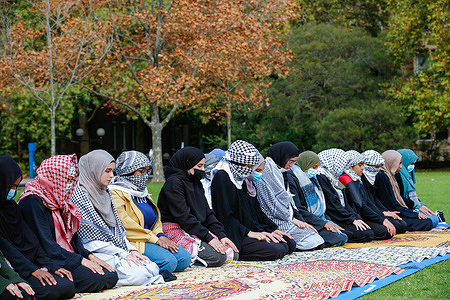 Muslim students pray before the rally. Students at the University of Melbourne held a Nakba Day protest on South Lawn, denouncing the university’s alleged ties to Israeli institutions and defence companies. Marking the 77th anniversary of the 1948 Nakba the mass displacement of over 750,000 Palestinians the protest called for full divestment from Israel and expressed solidarity with the Palestinian struggle. The demonstration follows earlier student led encampments and building occupations targeting institutional links to the Gaza conflict. The protest took place amid the ongoing Israel Gaza war, which has resulted in widespread destruction and significant civilian casualties in Gaza since October 2023.