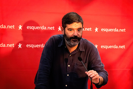 Sérgio Aires, candidate for the Porto City Council for the Bloco de Esquerda delivers his victory speech.
The left wing 'Bloco de Esquerda' elected Sérgio Aires as councilor for the Porto City Council, thus making it impossible for Rui Moreira to have a majority.