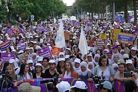 Women are seen attending the peace rally. A march and rally with the slogan "Social peace and democratic solution" was held in Diyarbakir, under the leadership of the Kurdish Free Women's Movement TJA. The event, which was attended by thousands of women, was supported by many women's institutions and Kurdish political parties.