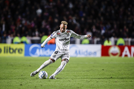 Neymar Junior of Santos seen in action during the Copa Sudamericana match between San Lorenzo (ARG) and Santos (BRA) at Estadio Pedro Bidegain. Copa Sudamericana Group D Final Score: San Lorenzo 1 - 1 Santos
