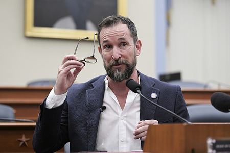 US Actor Noah Wyle speaks about issues impacting healthcare workers during a panel discussion at Canon HOB/Capitol Hill in Washington DC, USA.
