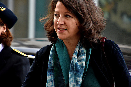 Agnès Buzyn is seen during a visit to Marseille. The Court of Cassation has canceled the indictment of the former Minister of Health Agnès Buzyn for endangering the lives of others in the investigation into the management of the Covid-19 epidemic by the government.