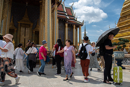 Tourists seen visiting Wat Phra Kaew in Bangkok. The Thailand government will grants the five-month visa exemption scheme for Chinese and Kazakhs tourists effective on 25 September 2023 aiming to generate tourism revenue.