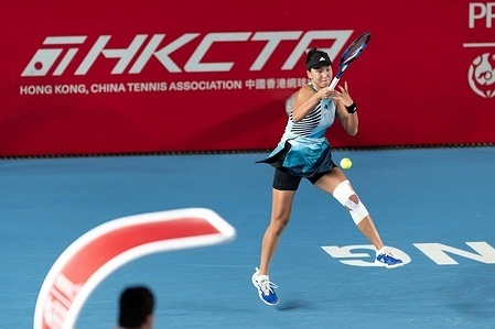Xinyu Wang of China seen in action during the Singles Main Draw 1st round against Elina Avanesyan ( not pictured) of Russia on day four of Prudential Hong Kong Tennis Open 2023 in Hong Kong Victoria Park Tennis Stadium. 
Elina Avanesyan retired from the match due to medical issue.