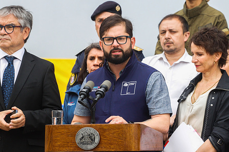 President Gabriel Boric speaks to the press during the press conference in support of families affected by the forest fire. The president of Chile Gabriel Boric held a press conference about the forest fire that occurred in Viña del Mar and surrounding areas.