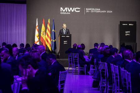 The King of Spain, Felipe VI delivers a speech during the inaugural dinner of the Mobile World Congress 2024. Mobile World Congress (MWC) Barcelona 2024 organized by Groupe Speciale Mobile Association (GSMA) is the largest and most influential event for the connectivity ecosystem worldwide. At this event, the most important companies in the industry present their new technologies.