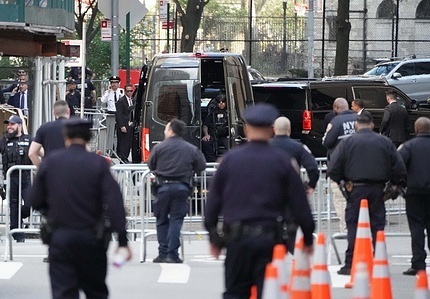 Donald Trump Criminal Trial begins in New York City with high security, Secret Service, NYPD surround New York Criminal Court Building pushing media back over a block away and blocking many credentialed press photogs feild of vision.