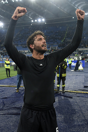 Manuel Locatelli of Juventus celebrates at the end match during the Italy cup semifinal second leg match between Lazio v Juventus at Olympic stadium. Juventus secured a 3-2 aggregate victory despite a 2-1 defeat against Lazio in the second-leg Coppa Italia semi-final.