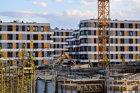 A newly-constructed residential building is seen in the northern district of Krakow, the second largest city in Poland. Despite hopes for market stabilization, the real estate market continues to experience new price increases. Prices have been steadily rising for several years, posing challenges for many young families striving to own property.