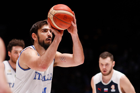 Amedeo Tessitori (No.16) of Italy shoots the ball during a match with Russia for the 1st Round: Group H at the FIBA Basketball World Cup 2023 Qualifiers held at the Jubilee Arena in Saint Petersburg.
The final score of the match between Italy is 84:78, in favor of Russia.